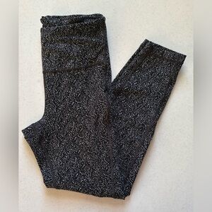 Athleta Ultimate Stash Textured 7/8 Tight